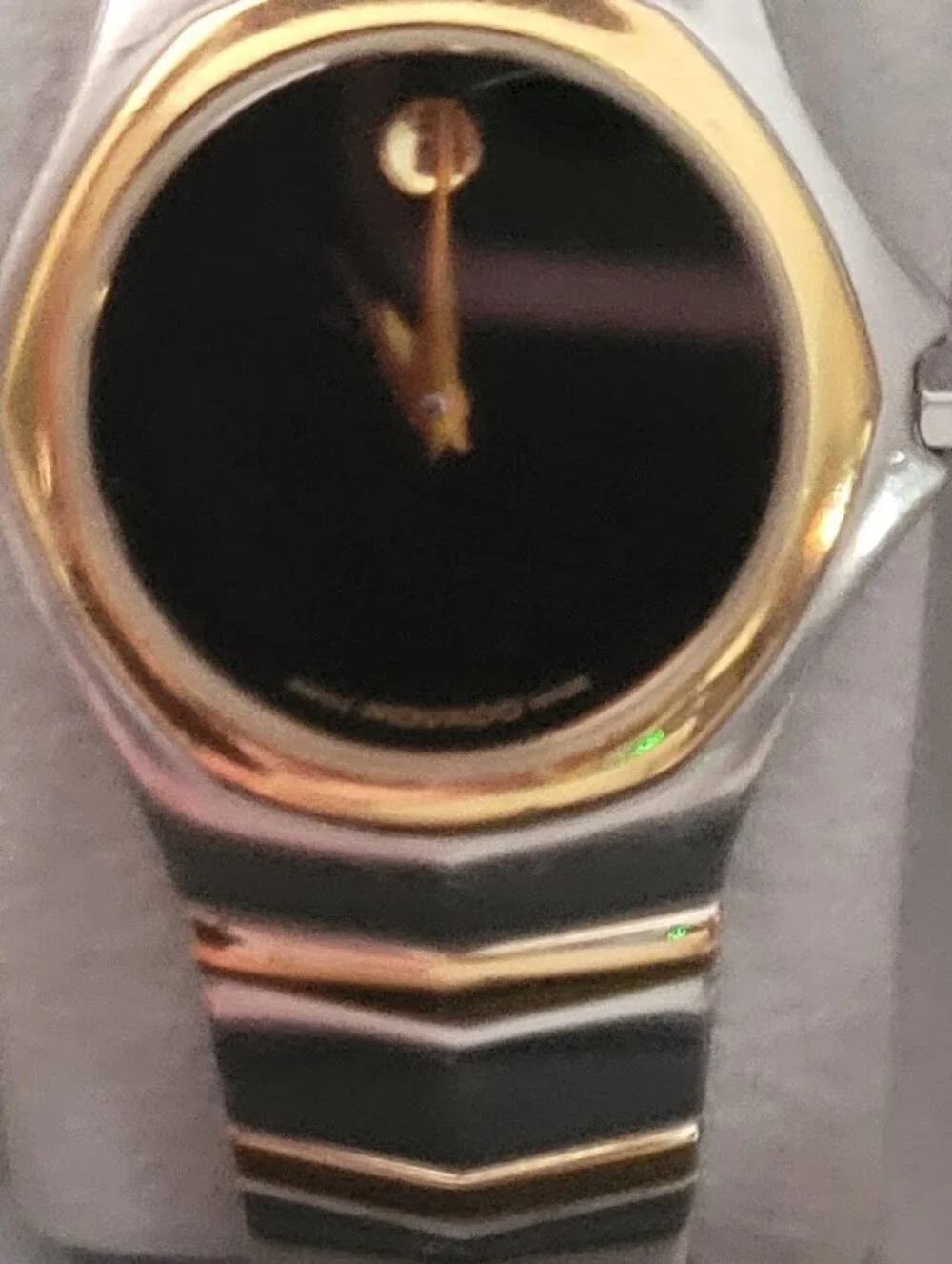 Authentic Movado Museum Watch 24mm Black Two-Tone Extra Links Box Papers